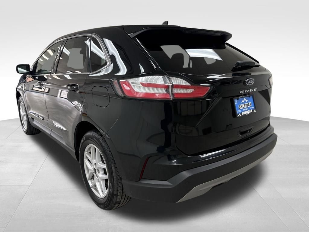 Used 2024 Ford Edge SEL image 9