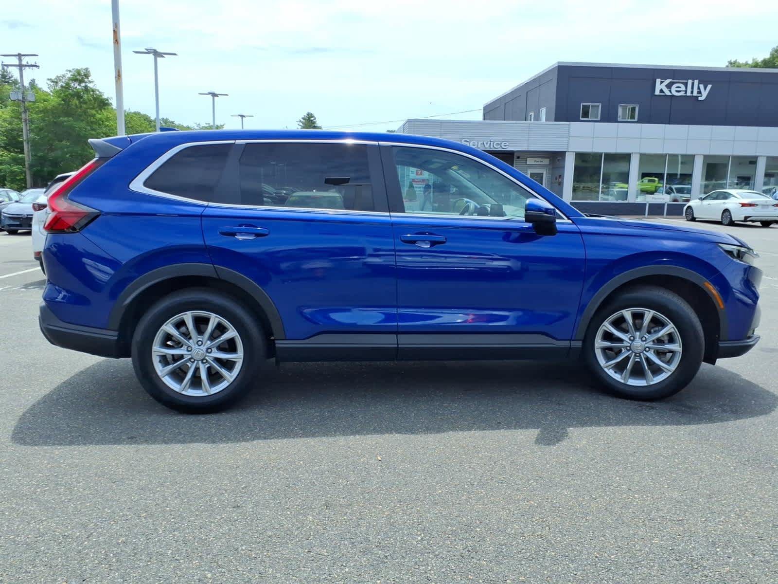 Used 2024 Honda CR-V EX image 4