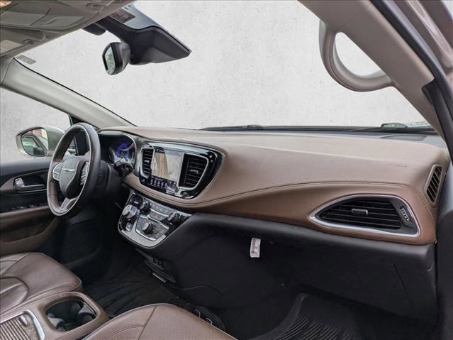 Used 2018 Chrysler Pacifica Limited w/ Advanced Safetytec Group image 20