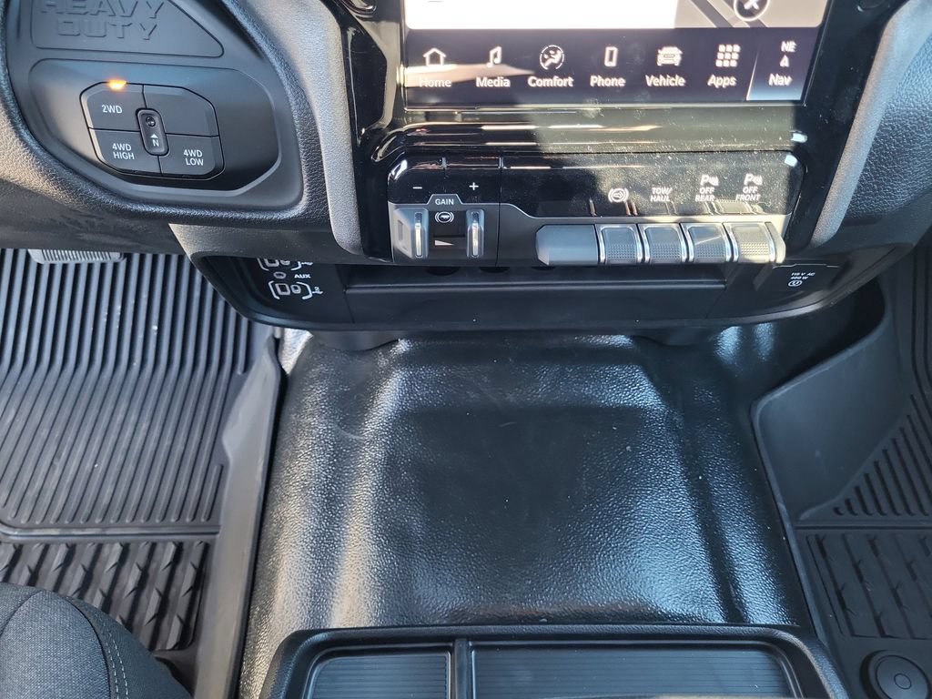 New 2026 RAM 2500 Tradesman AWD/4WD image 23