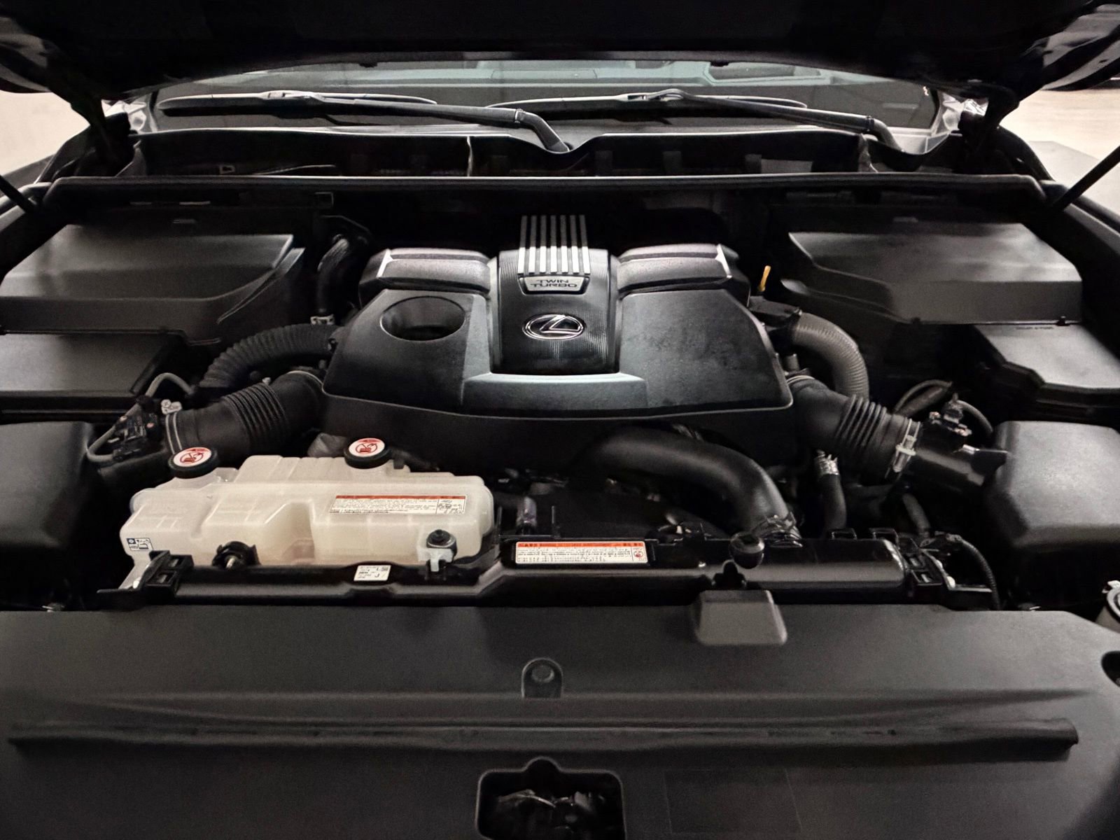 Used 2024 Lexus LX 600 4WD w/ Interior Upgrade Package image 43