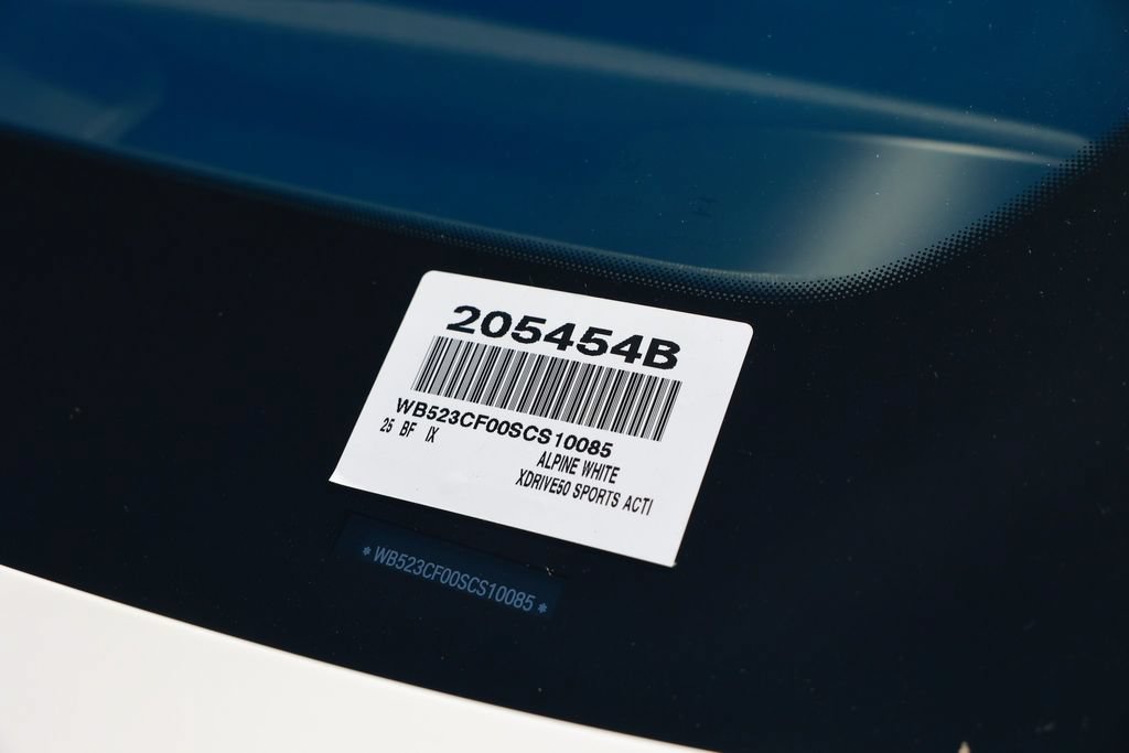 Used 2025 BMW iX xDrive50 AWD/4WD image 44