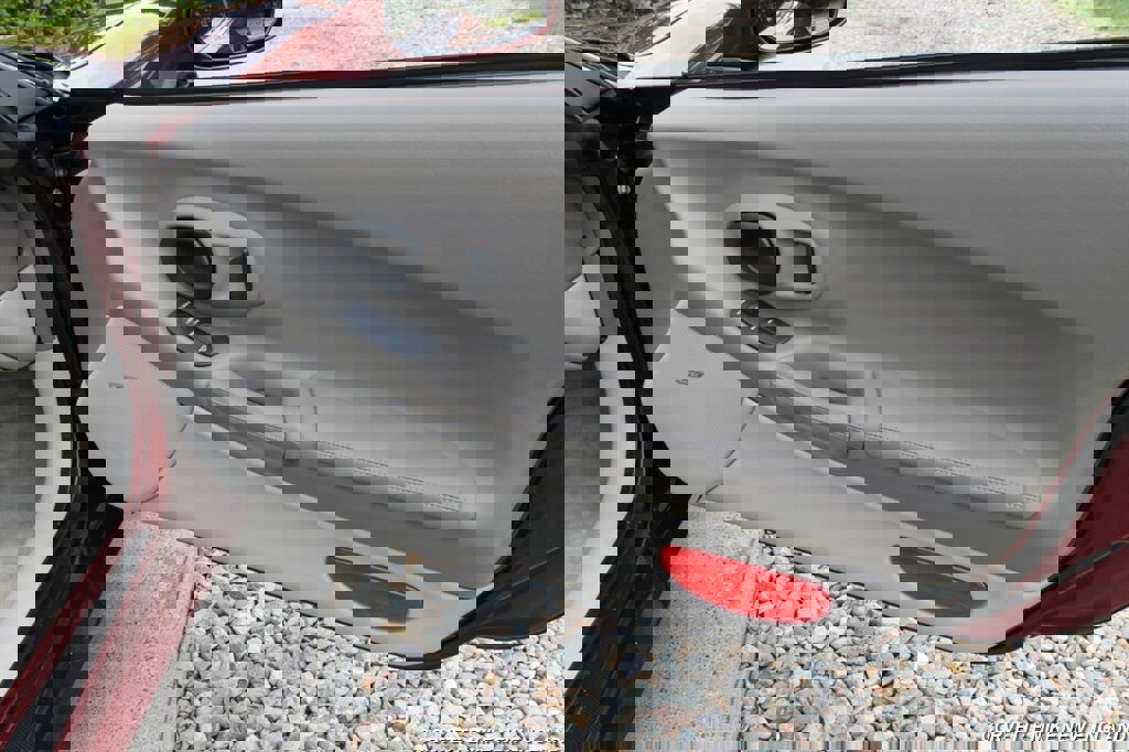 Used 2003 Chevrolet Corvette 50th Anniversary Edition w/ Preferred Equipment Group image 37