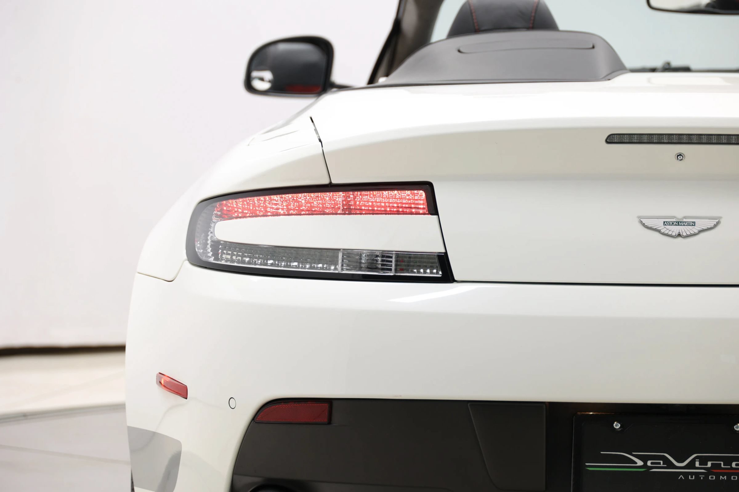Used 2016 Aston Martin V8 Vantage GT RWD image 46