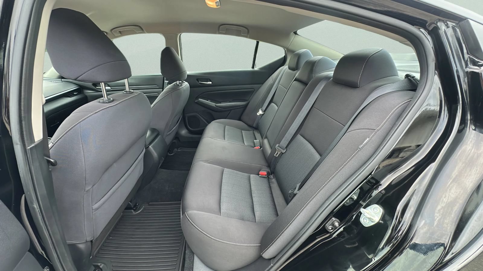 Used 2019 Nissan Altima 2.5 S FWD image 18