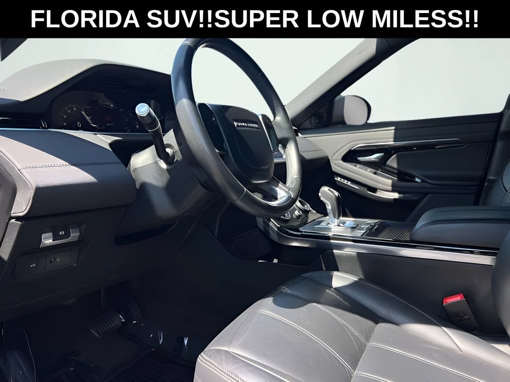Used 2020 Land Rover Range Rover Evoque SE AWD/4WD image 2
