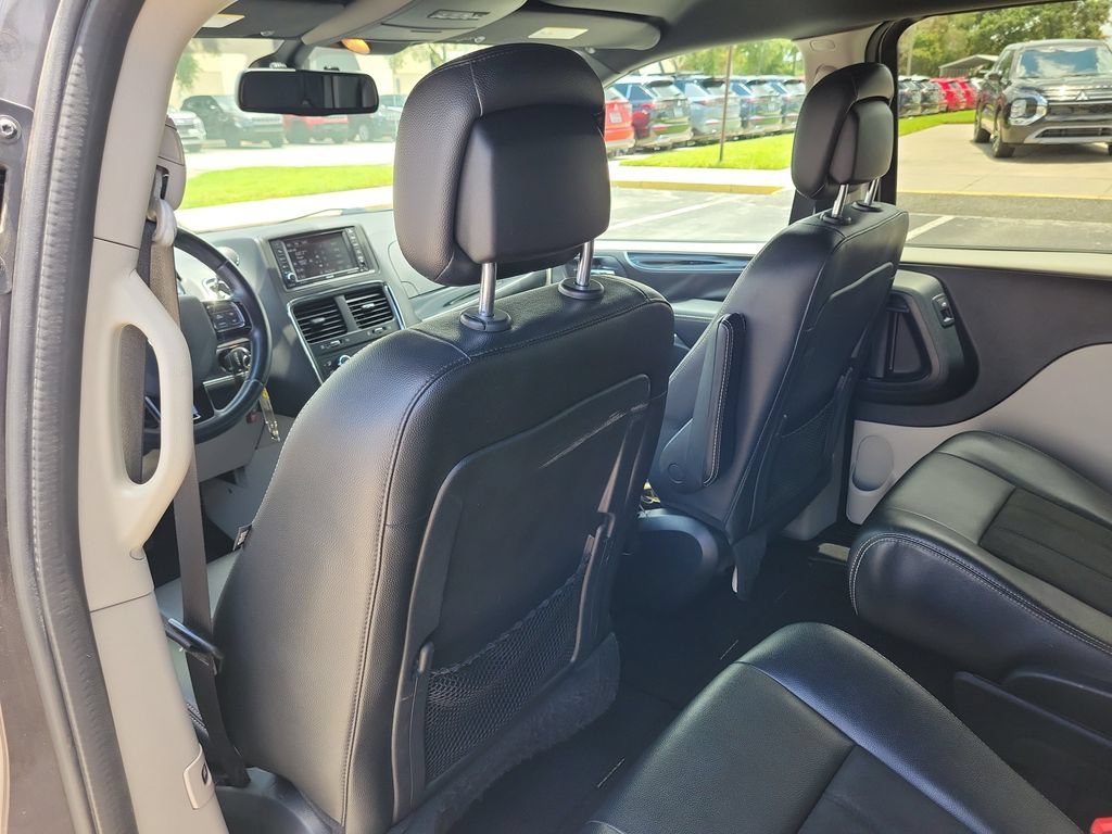 Used 2019 Dodge Grand Caravan SXT FWD image 8
