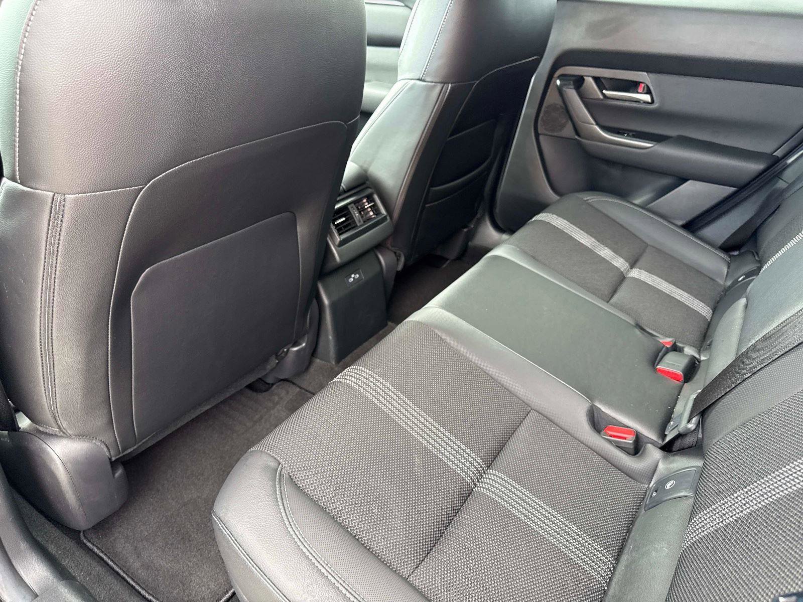 Certified 2025 MAZDA CX-50 2.5 Hybrid w/ Weather Package image 17