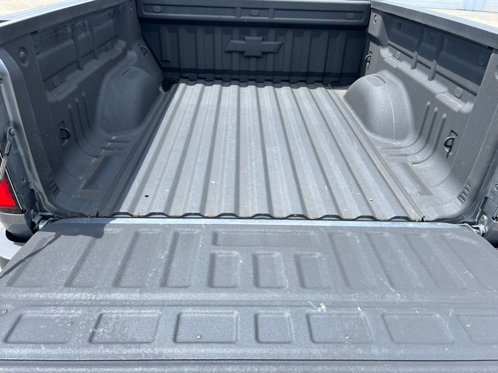 Used 2022 Chevrolet Colorado LT w/ Luxury Package RWD image 19