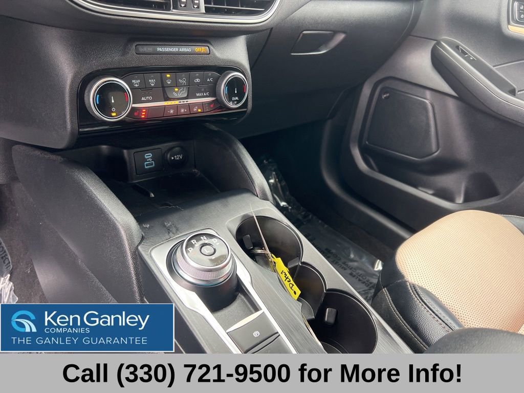 Used 2022 Ford Escape Titanium w/ Titanium Elite Package image 32