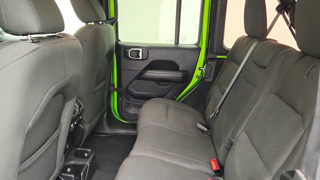 Used 2019 Jeep Wrangler Unlimited Sahara AWD/4WD image 22