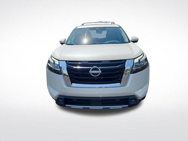 Used 2023 Nissan Pathfinder Platinum w/ Cargo Package image 8