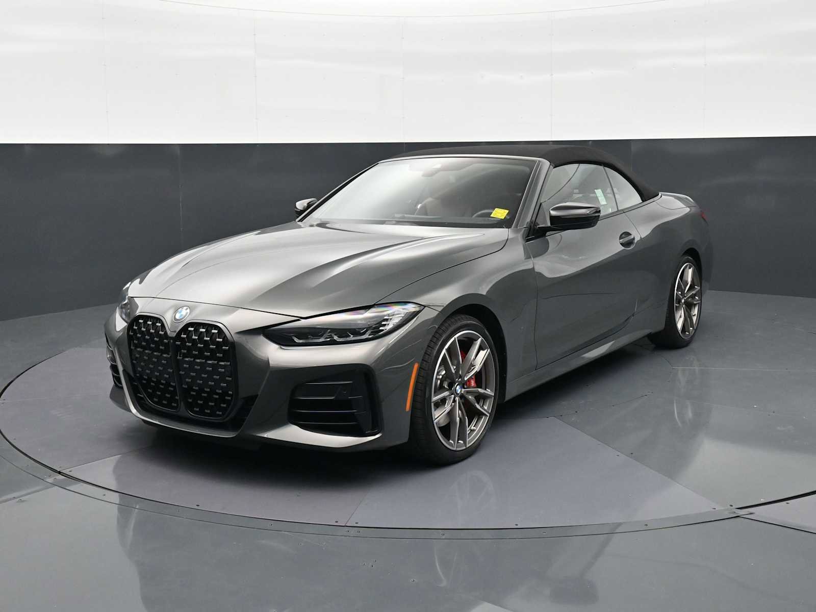 Used 2024 BMW 440i xDrive Convertible w/ Premium Package AWD/4WD video 1
