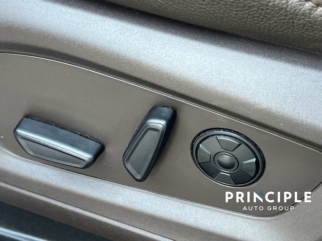Used 2021 Ford Explorer King Ranch w/ Premium Technology Package RWD image 17
