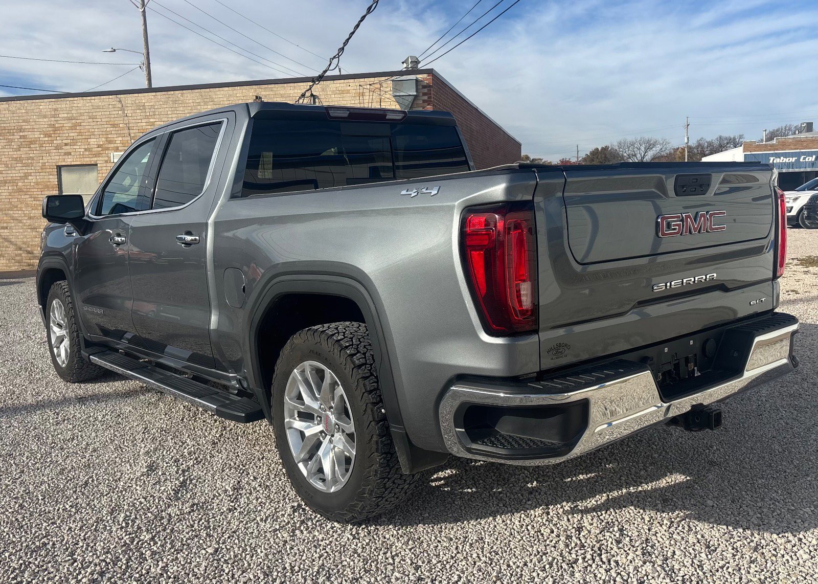 Used 2021 GMC Sierra 1500 SLT w/ SLT Premium Package image 17