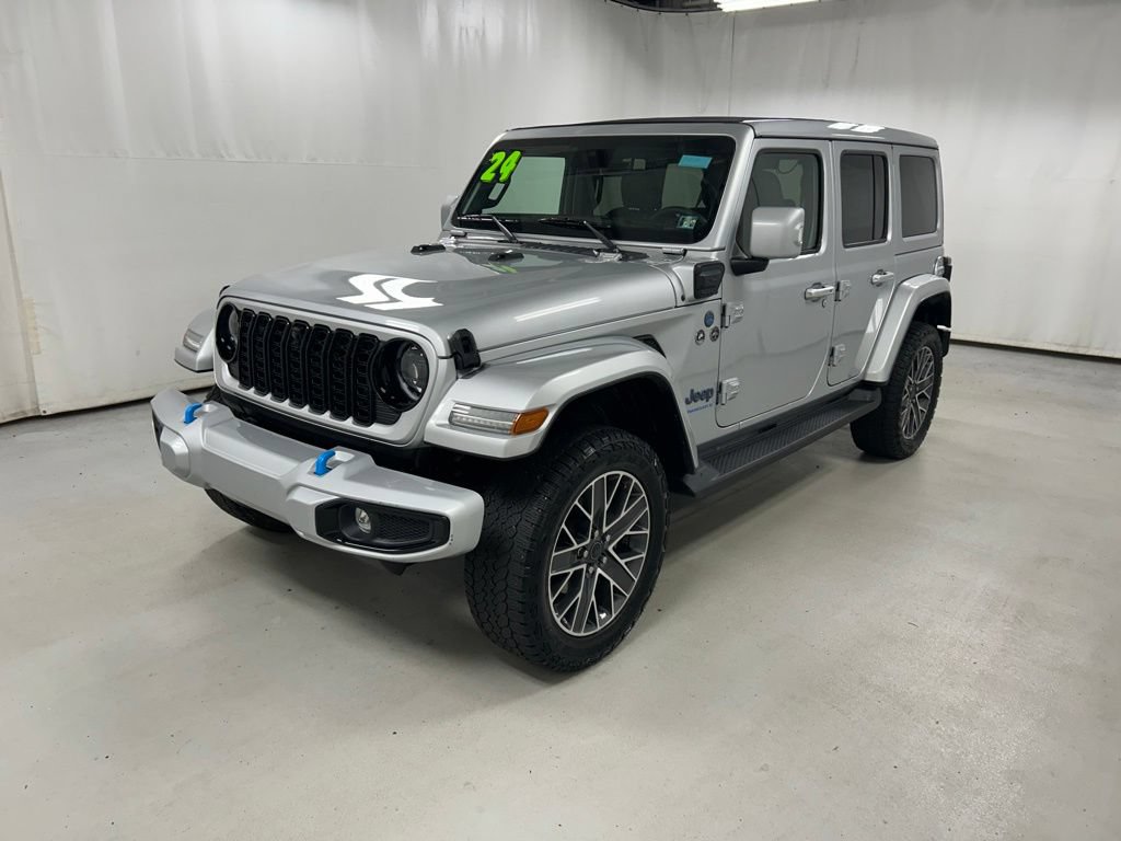Used 2024 Jeep Wrangler High Altitude AWD/4WD image 2
