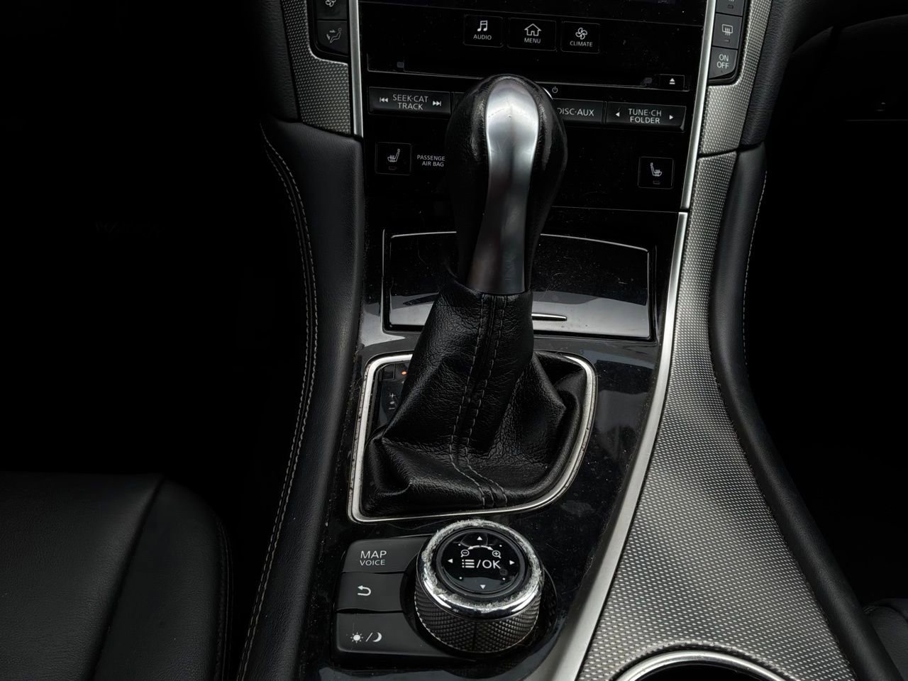 Used 2016 INFINITI Q50 3.0t Premium w/ 3.0T Premium Plus Package RWD image 26