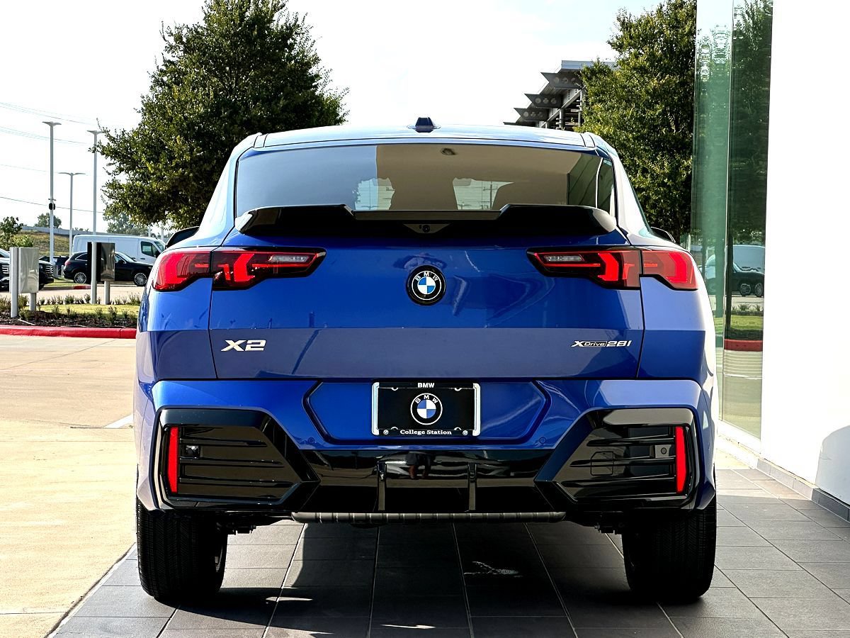 New 2026 BMW X2 xDrive28i w/ Technology Package AWD/4WD image 6