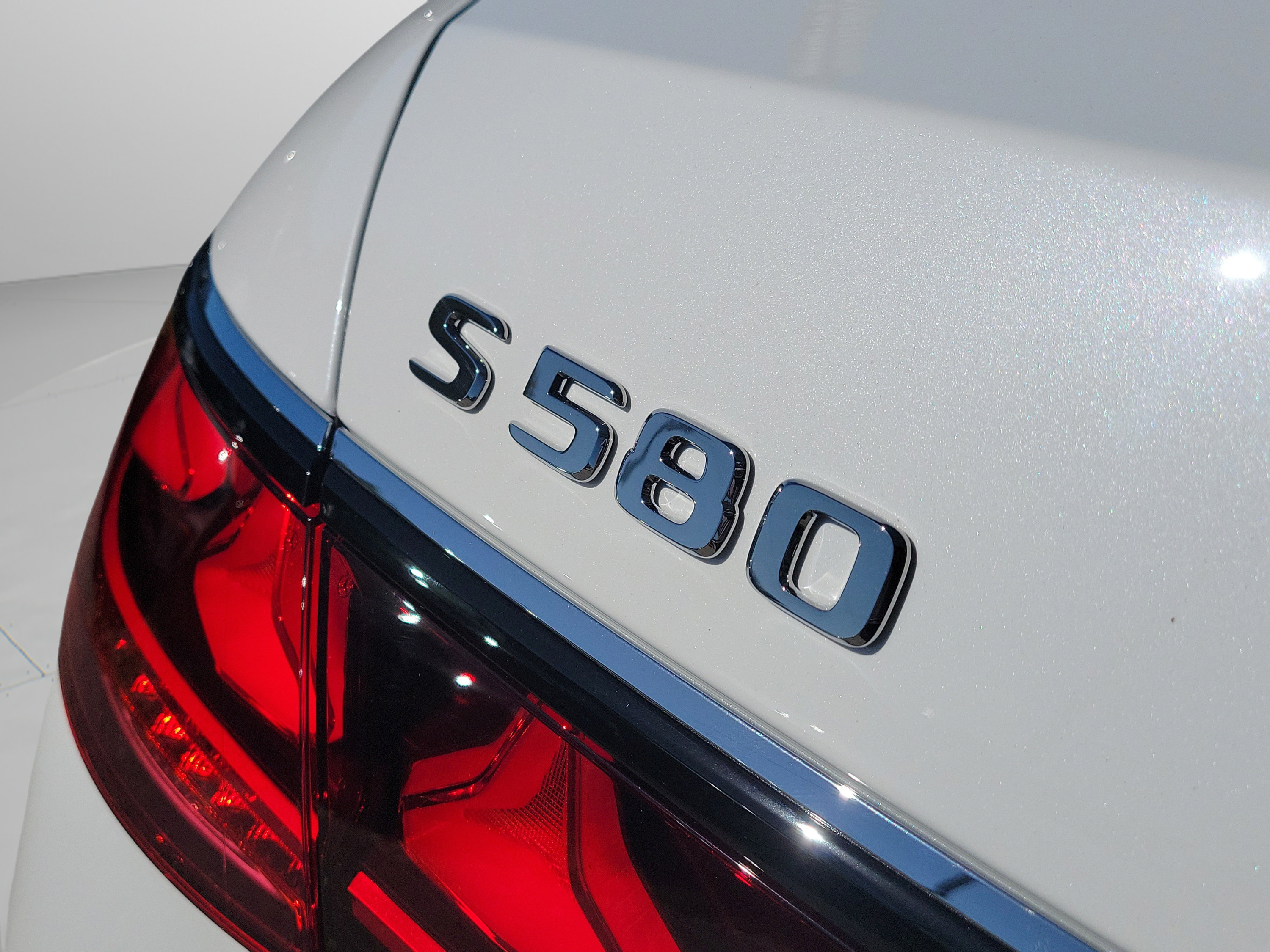 New 2027 Mercedes-Benz S 580 4MATIC Sedan image 29