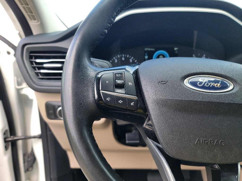 Used 2022 Ford Escape SEL FWD image 15