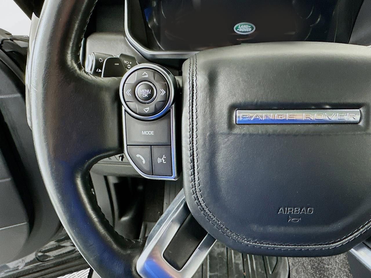 Used 2016 Land Rover Range Rover Supercharged image 37