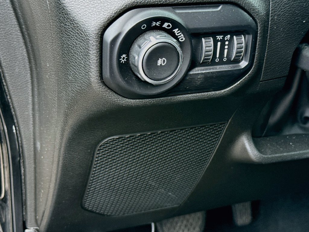 Used 2022 Jeep Wrangler Unlimited Sport AWD/4WD image 11