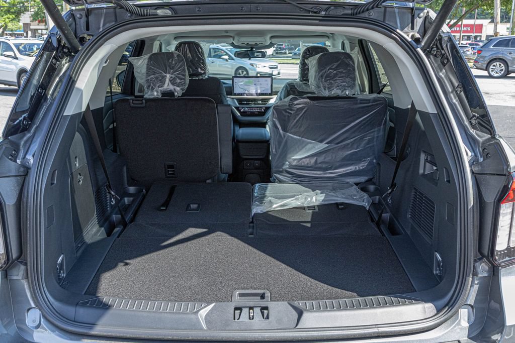 New 2026 Ford Explorer Active AWD/4WD image 17