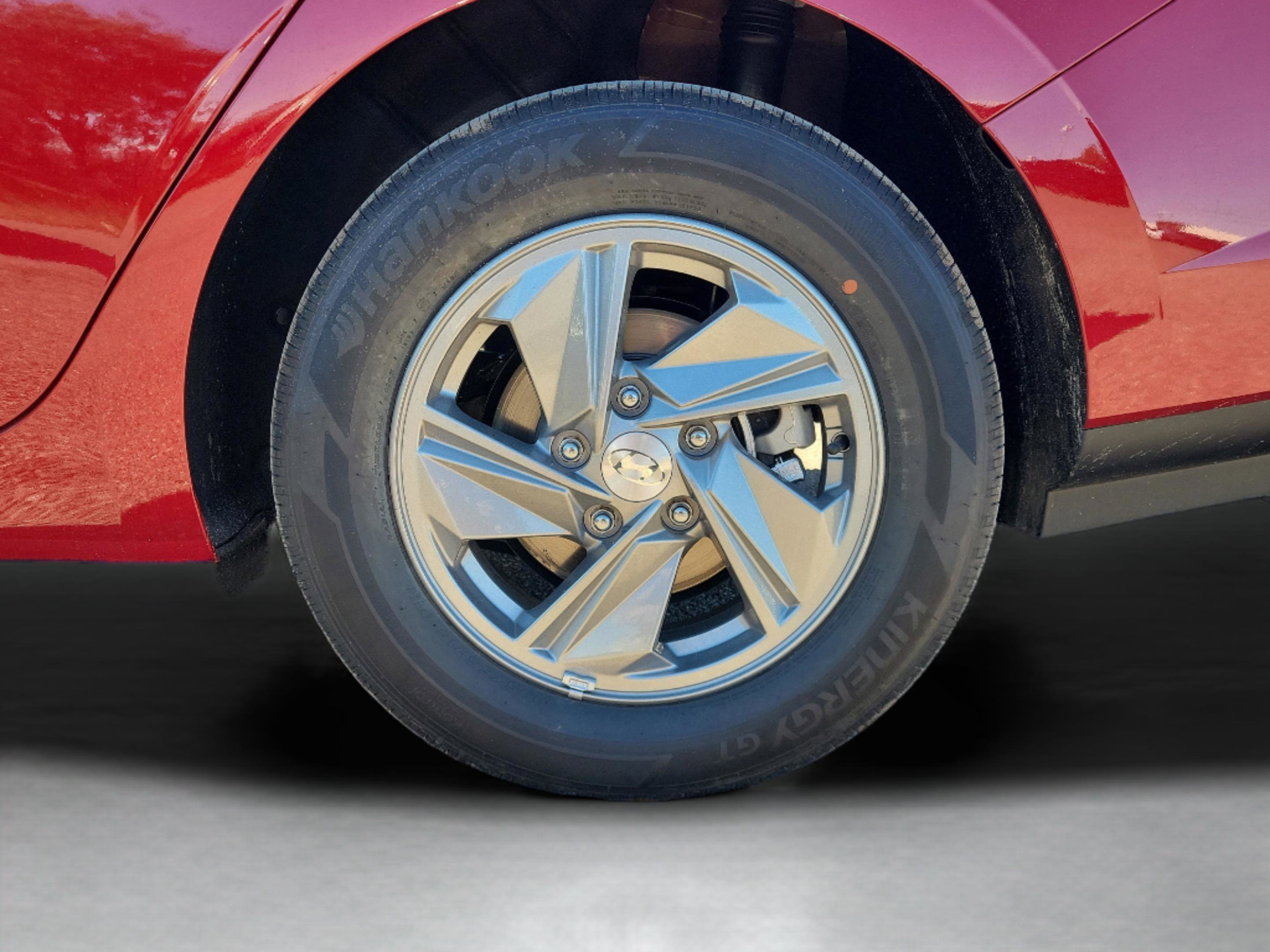 New 2026 Hyundai Elantra SE w/ Cargo Package image 33