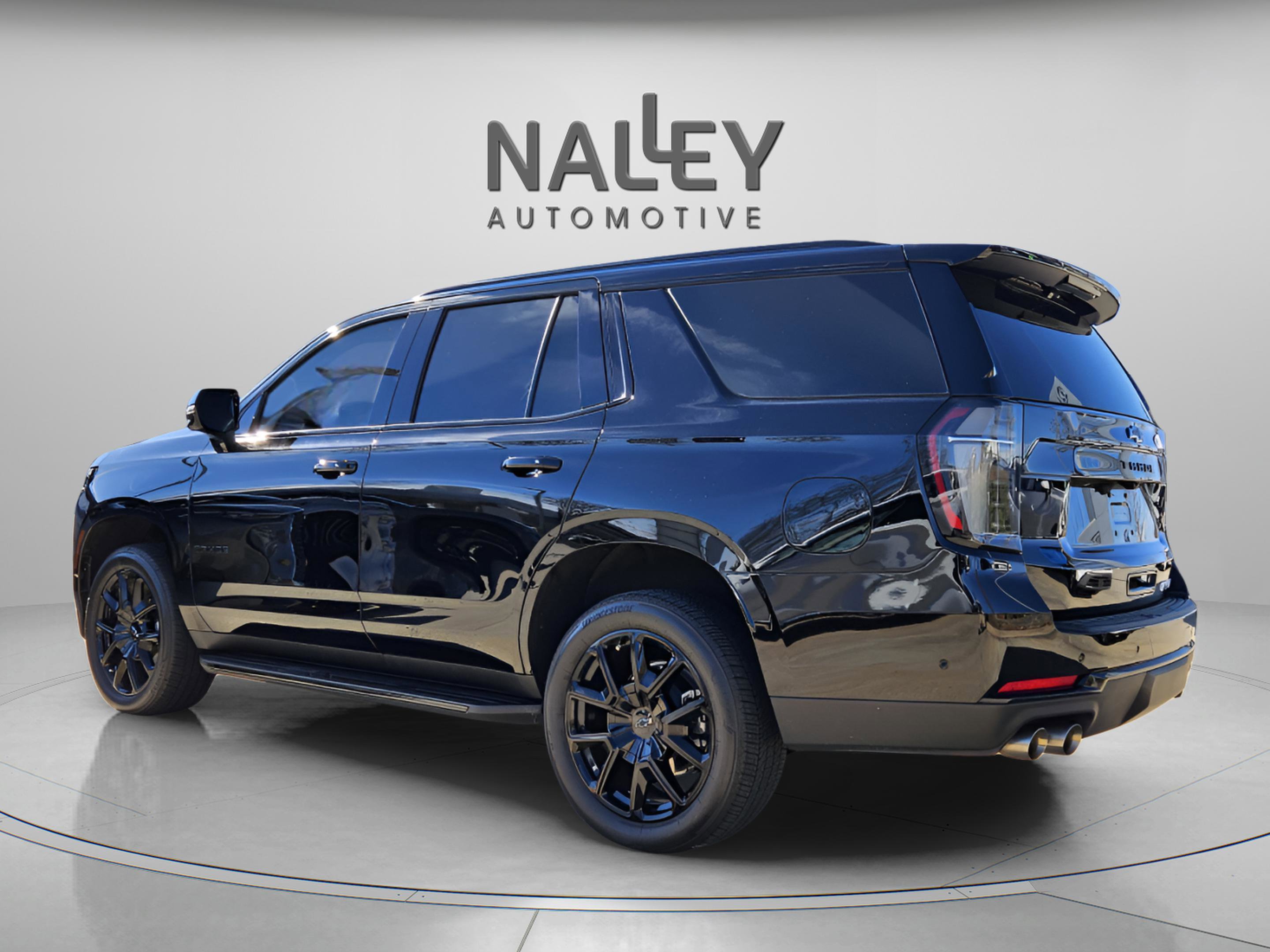 Used 2025 Chevrolet Tahoe RST w/ Comfort Package image 3