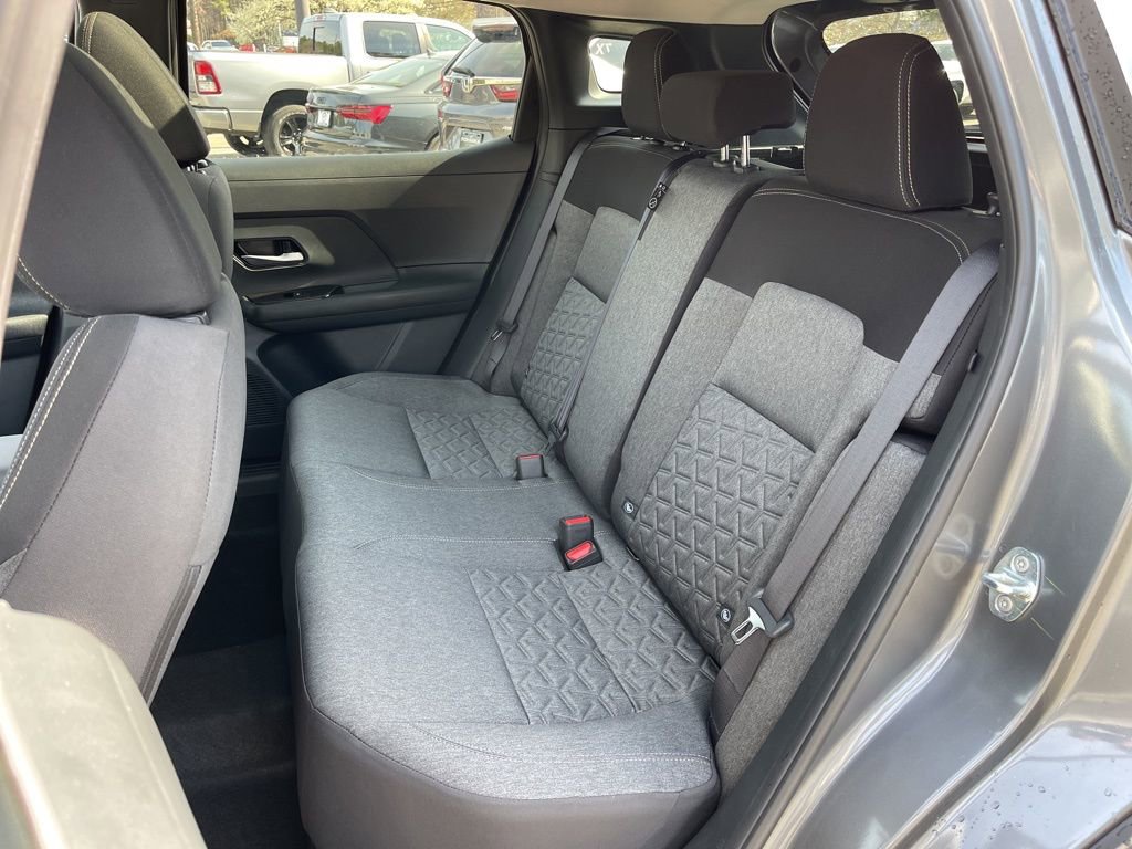 New 2026 Nissan Kicks SV w/ SV Premium Package AWD/4WD image 18