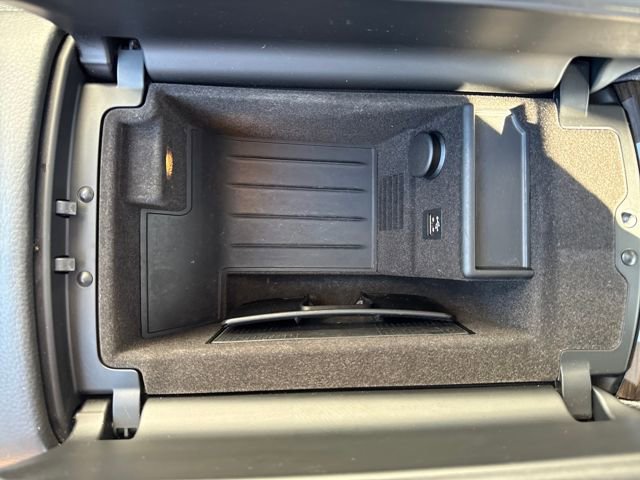 Used 2019 BMW 740i xDrive w/ Executive Package image 23