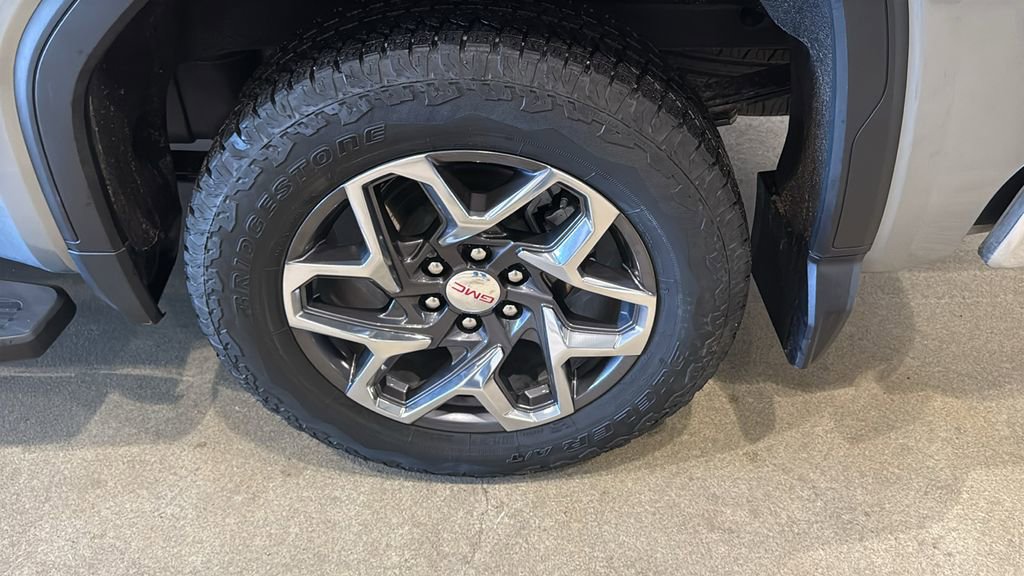 Used 2026 GMC Sierra 1500 SLT w/ SLT Premium Plus Package image 10