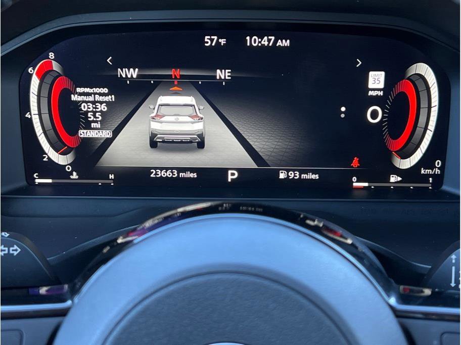 Used 2022 Nissan Rogue Platinum w/ Head-Up Display Package image 11