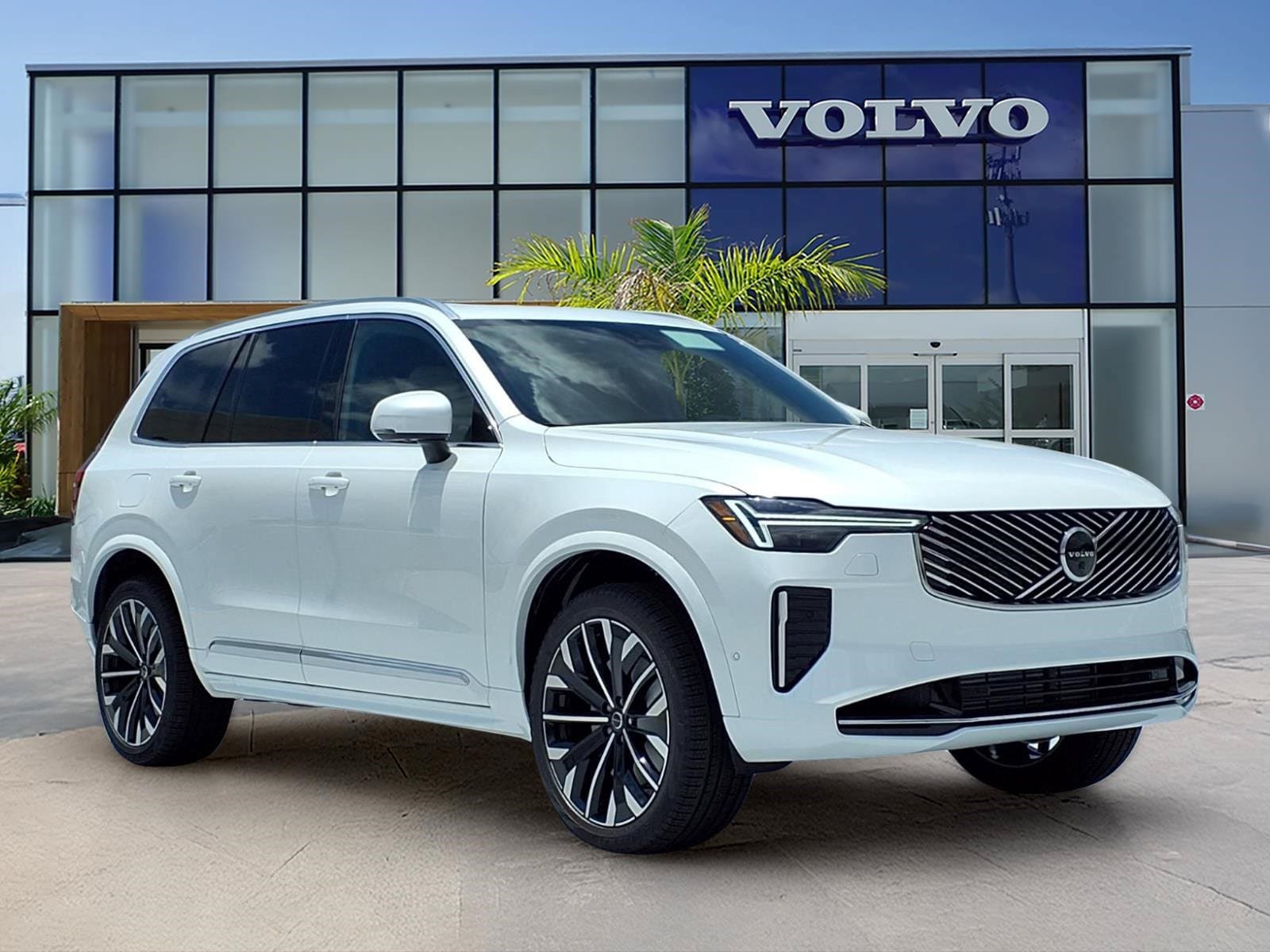 New 2026 Volvo XC90 T8 Plus w/ Protection Package Premier AWD/4WD image 1