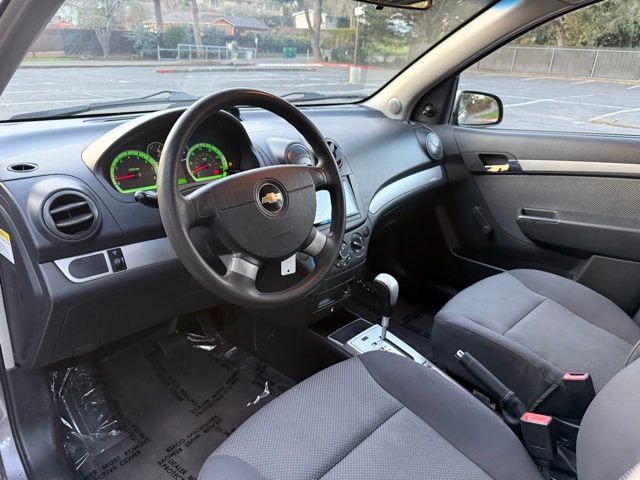 Used 2009 Chevrolet Aveo LT image 7
