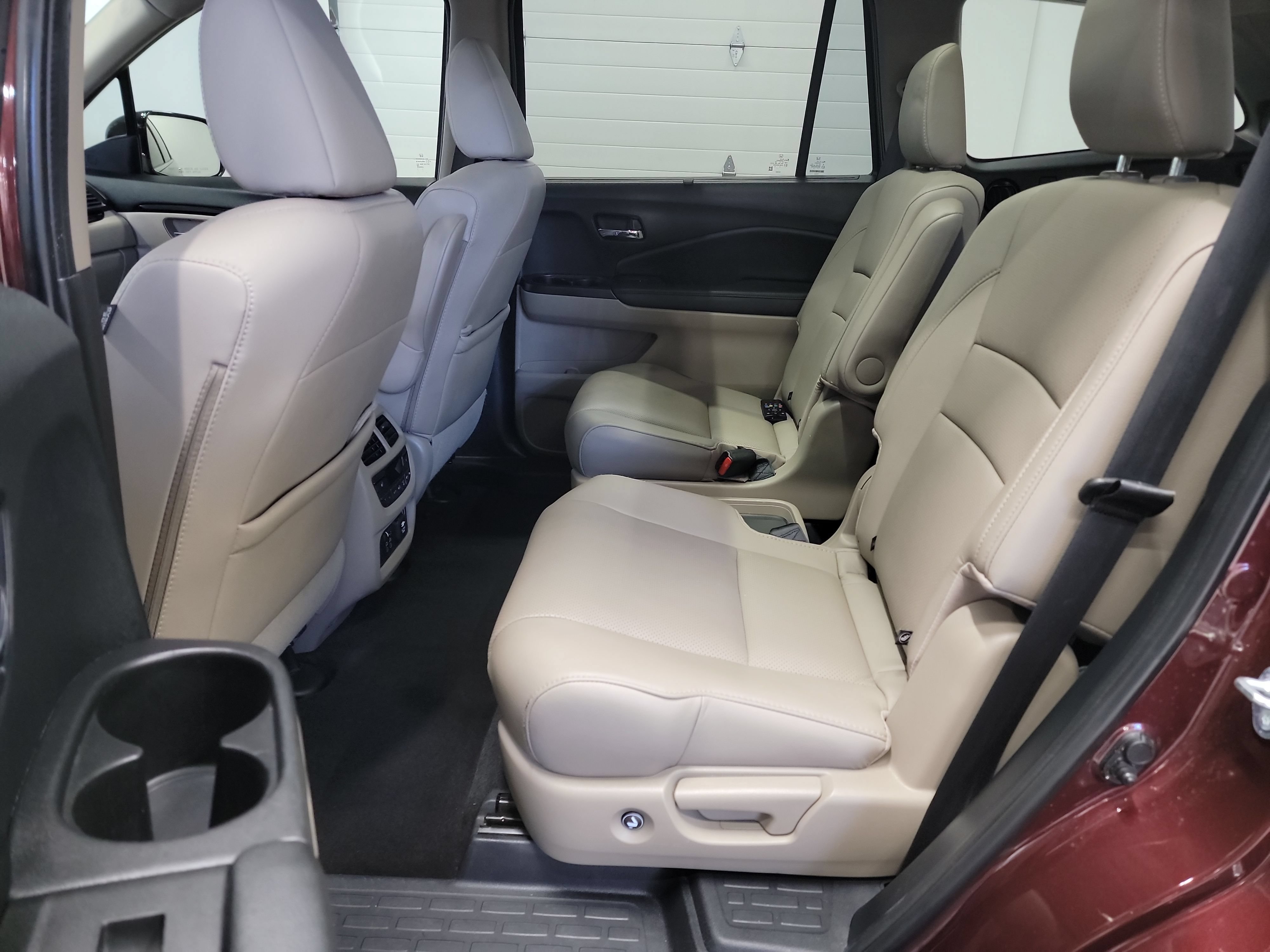 Used 2021 Honda Pilot Elite image 28