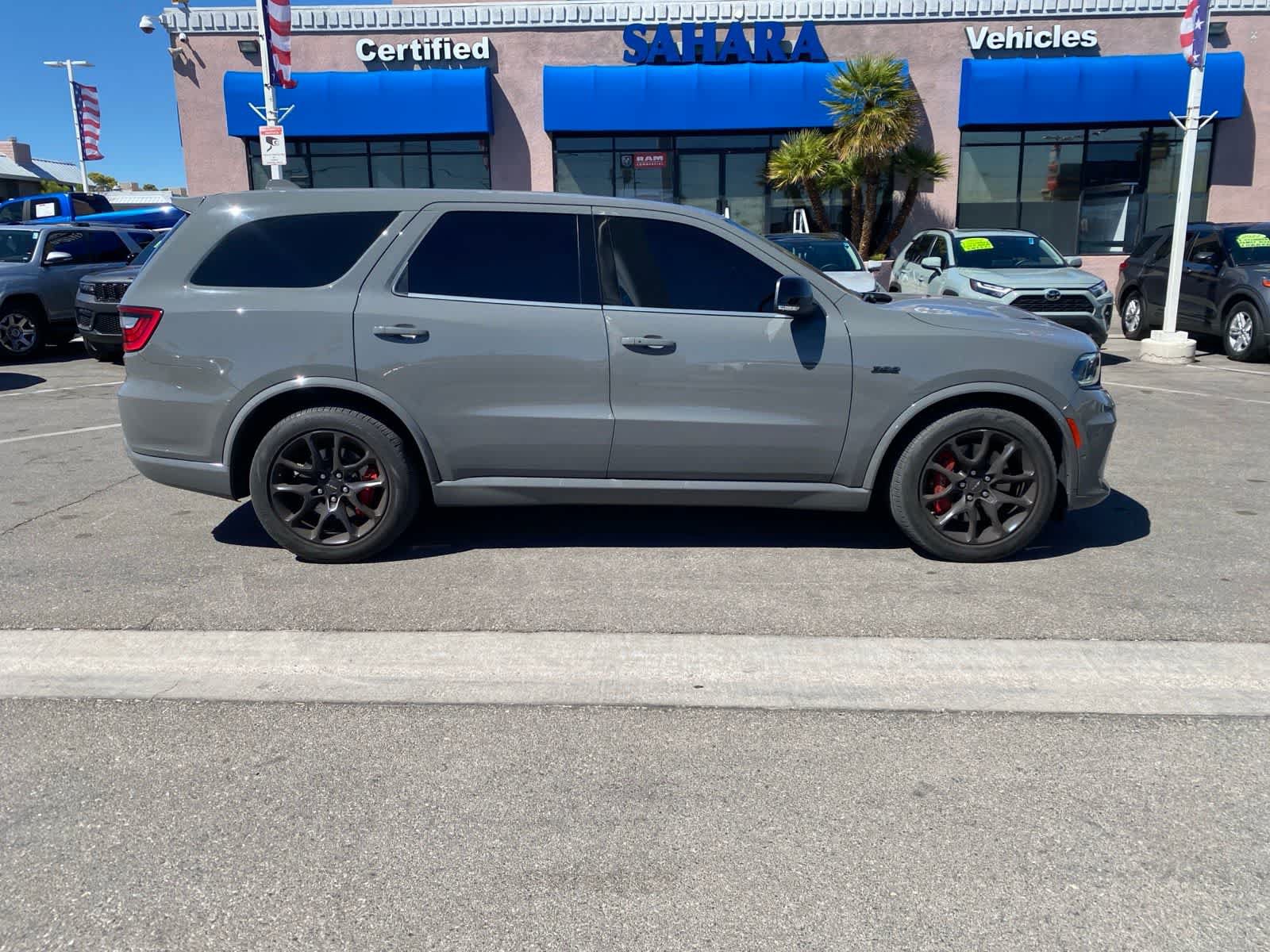 Used 2022 Dodge Durango SRT w/ Technology Group AWD/4WD image 4