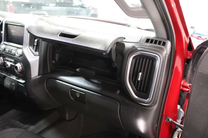 Used 2022 GMC Sierra 1500 SLE image 26