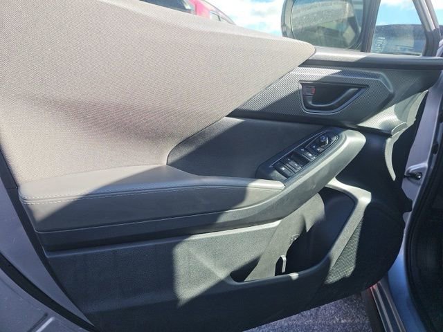 Used 2025 Subaru Crosstrek 2.0i Premium image 14