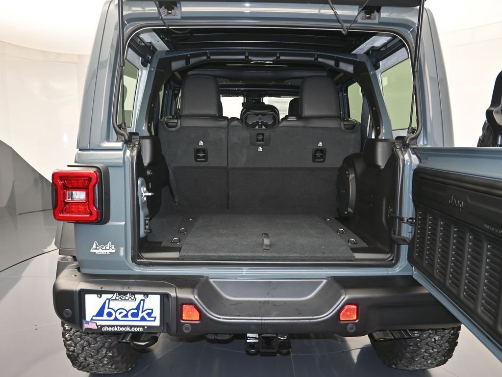 New 2026 Jeep Wrangler Unlimited Rubicon 392 w/ Quick Order Package 27X Moab AWD/4WD image 24