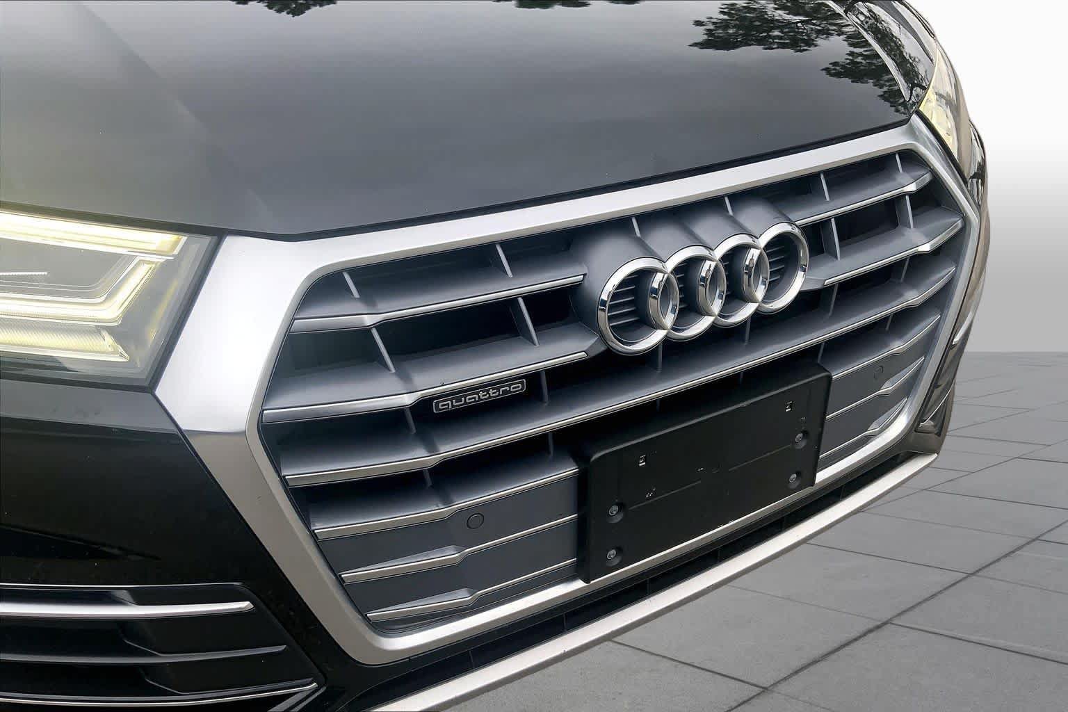 Used 2019 Audi Q5 2.0T Premium Plus w/ Premium Plus Package AWD/4WD image 30