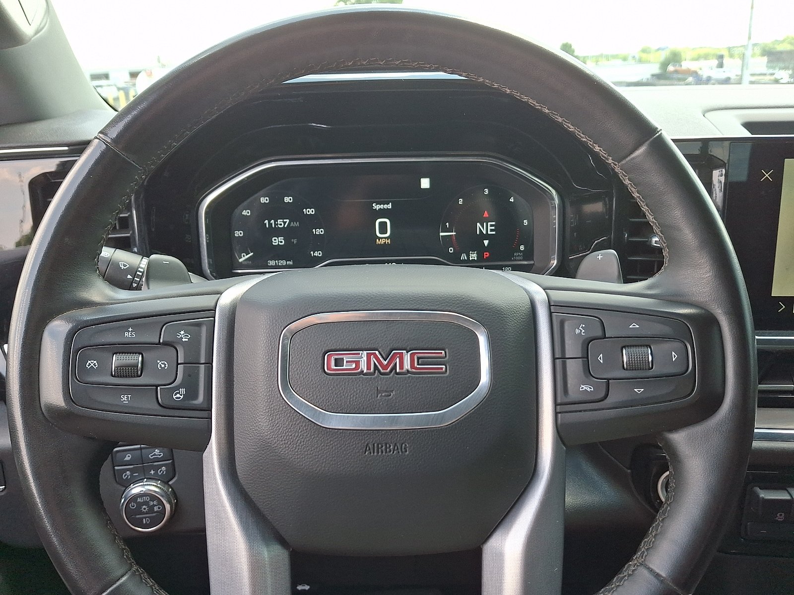 Used 2023 GMC Sierra 1500 SLT w/ SLT Premium Plus Package AWD/4WD image 19