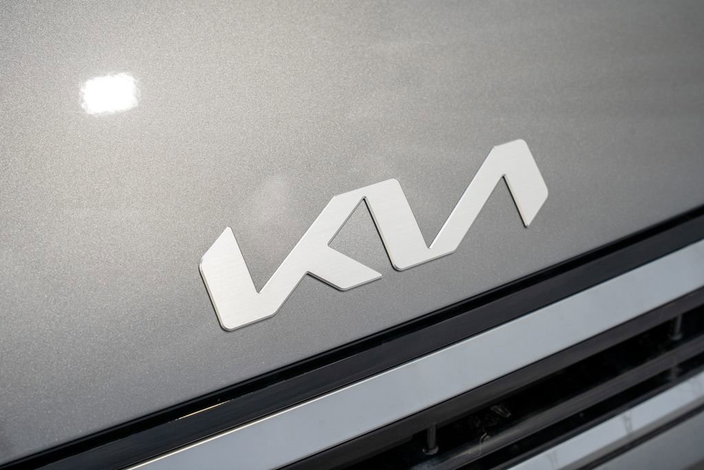 New 2025 Kia K4 EX image 3