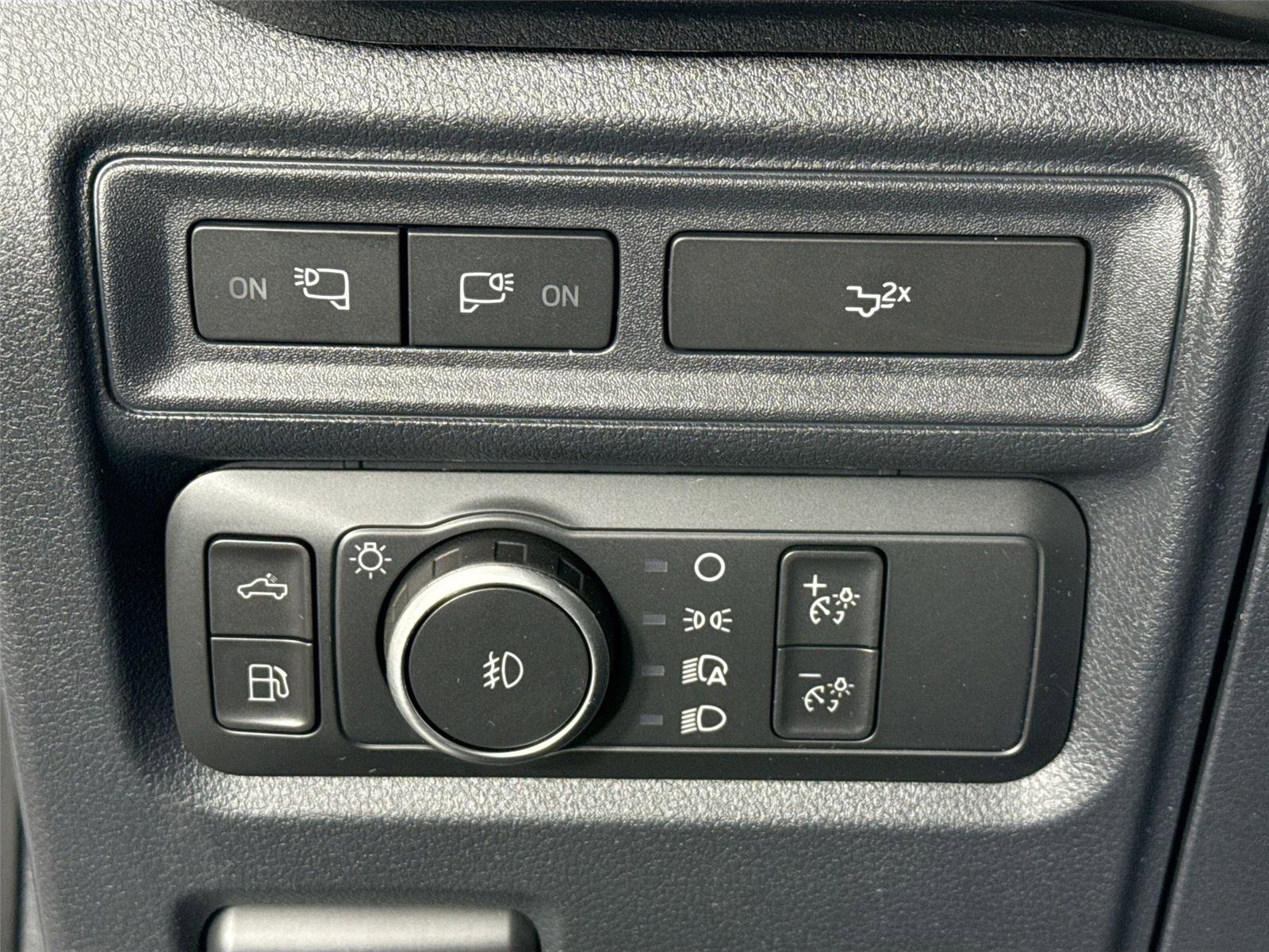 Used 2022 Ford F150 XLT w/ Equipment Group 302A High image 14