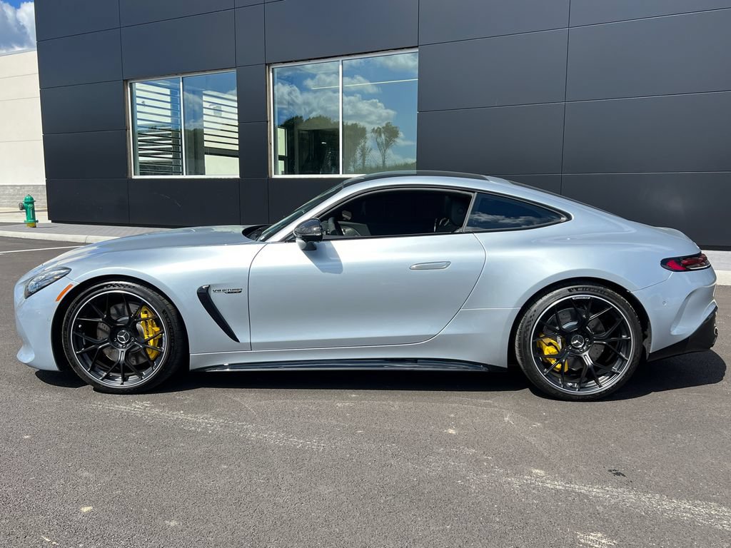 Used 2025 Mercedes-Benz AMG GT 55 image 4