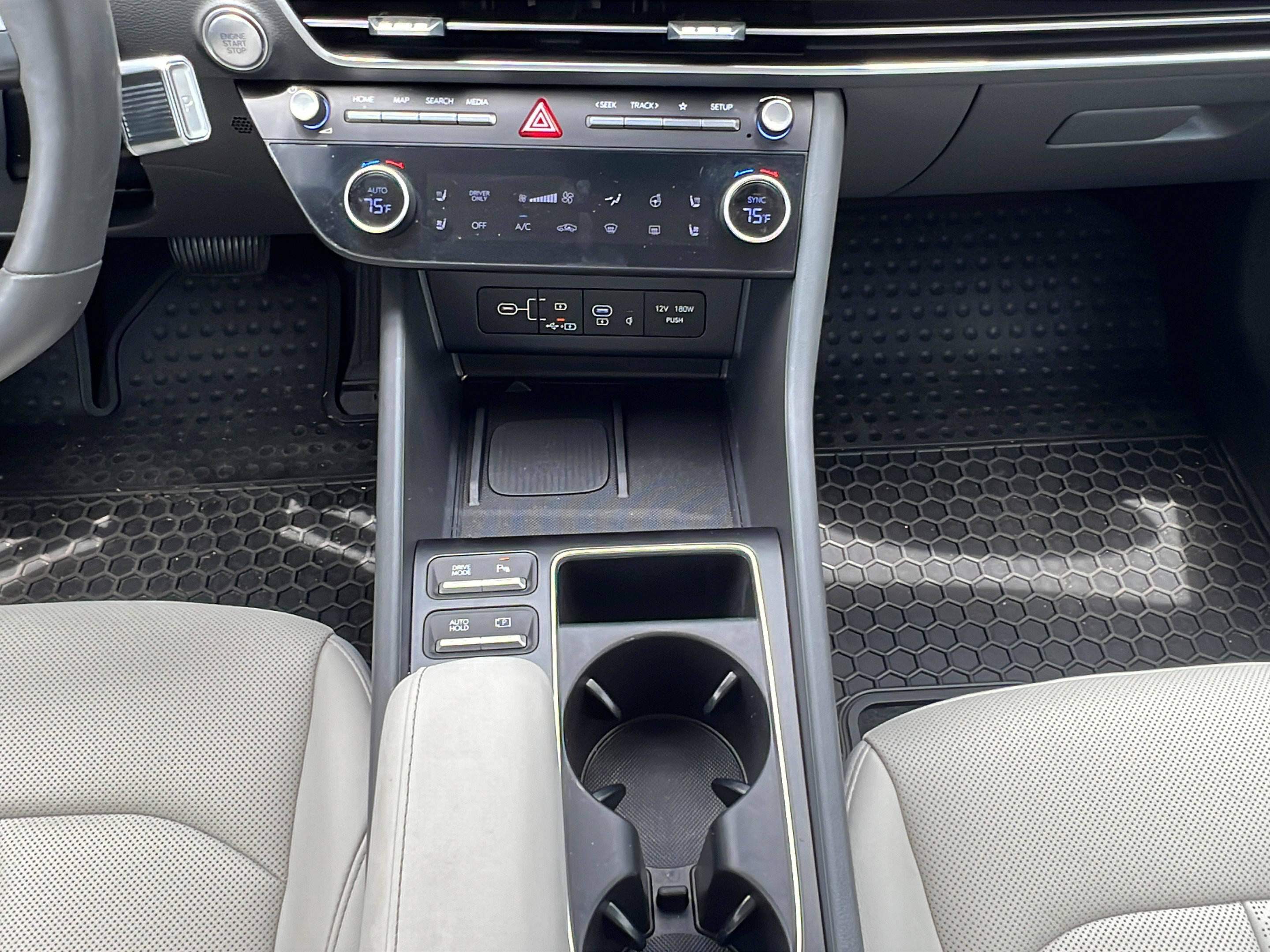 Used 2025 Hyundai Sonata Limited FWD image 15