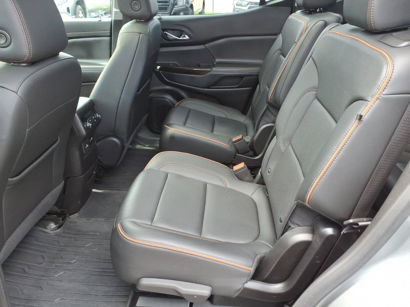 Used 2023 GMC Acadia AT4 w/ Technology Package AWD/4WD image 27