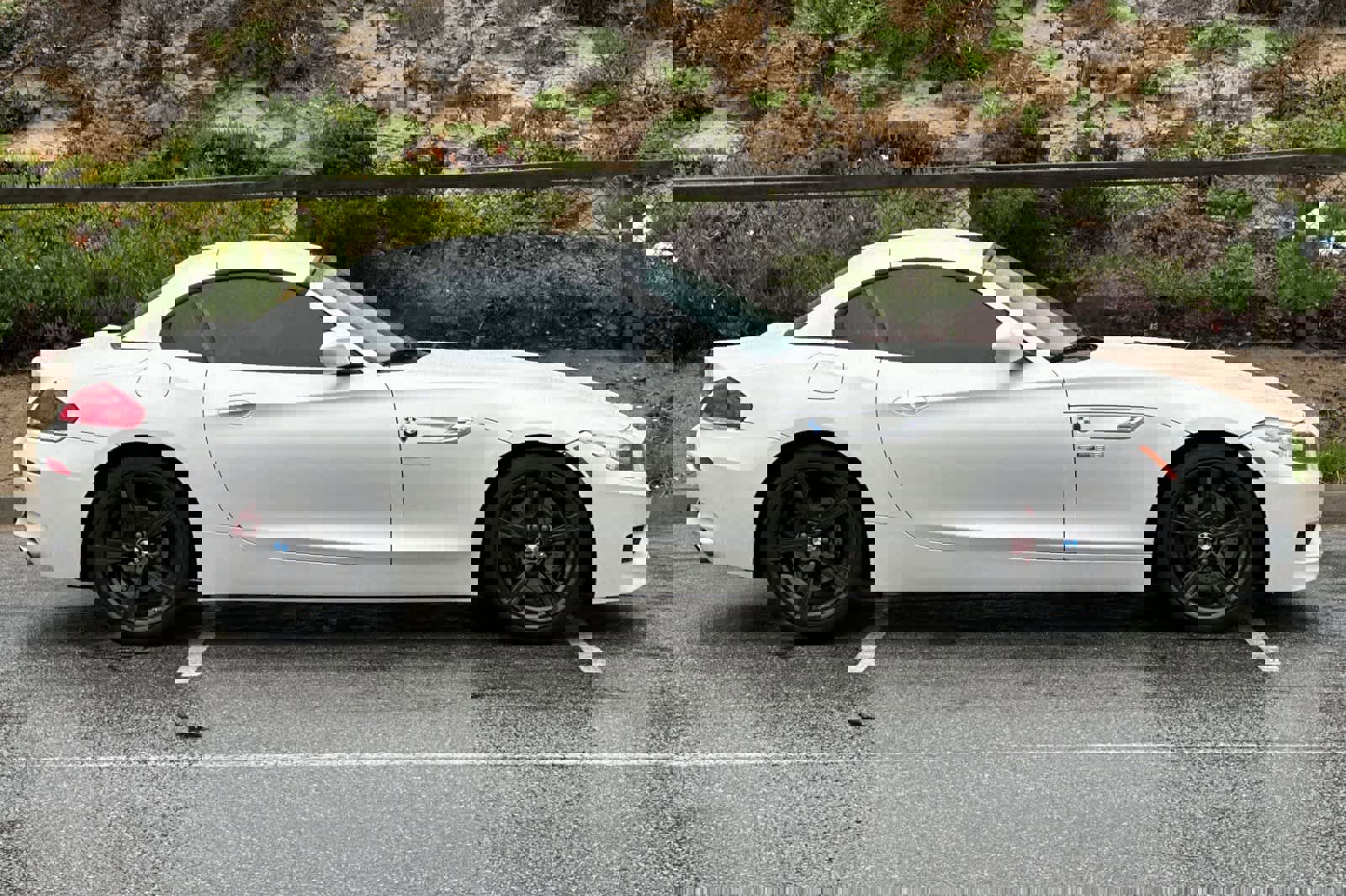 Used 2011 BMW Z4 sDrive35i image 6