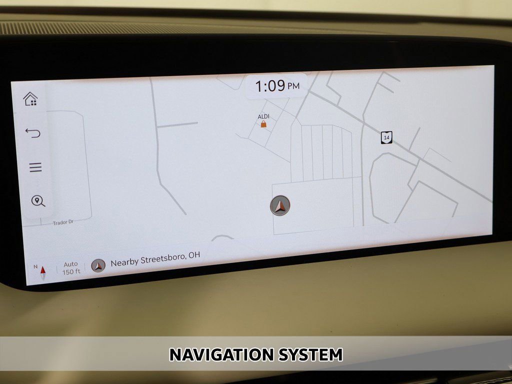 Used 2025 Genesis G90 3.5T image 3