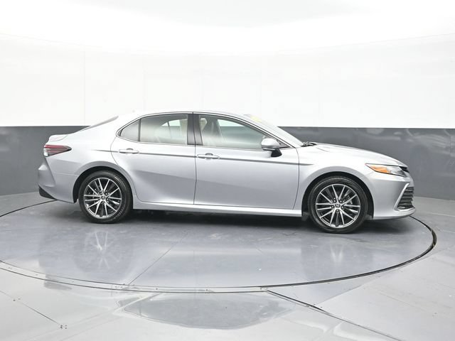 Used 2024 Toyota Camry XLE FWD image 17